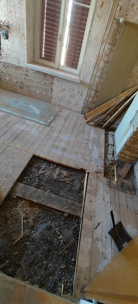 Rückbau alter Holzboden
